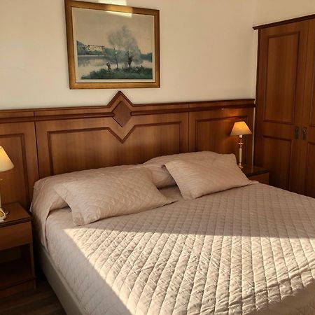 Hotel London Palace Montevideo Kültér fotó